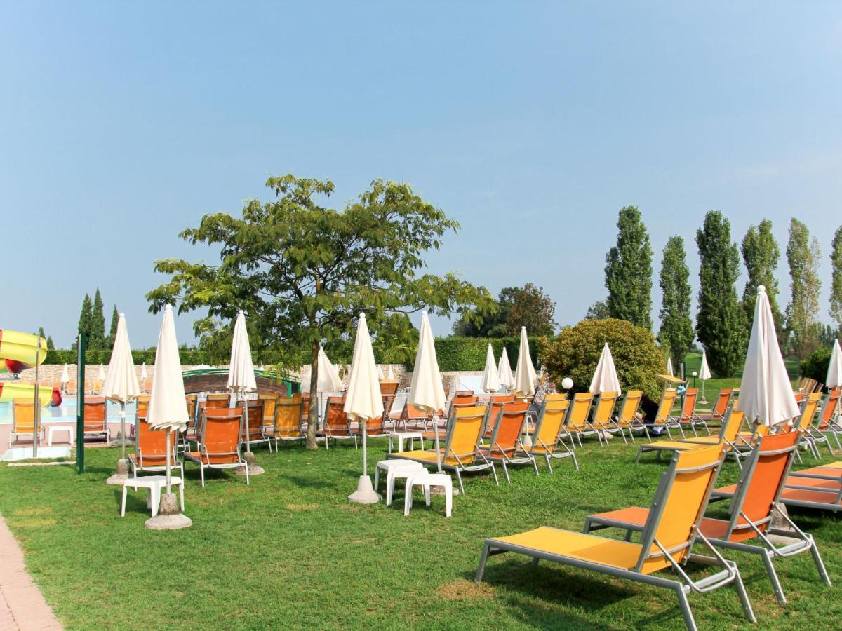 Apartment Eden By Interhome Cavalcaselle Bagian luar foto