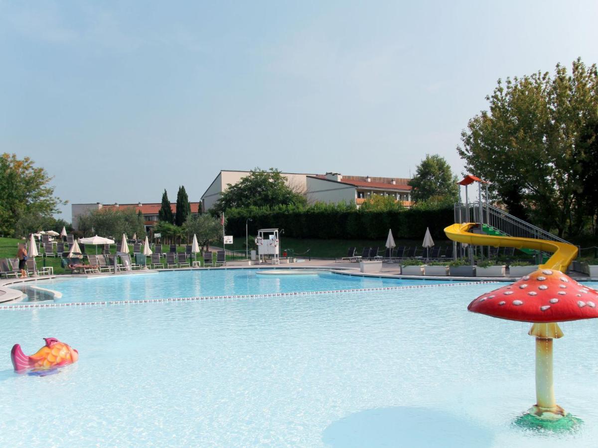 Apartment Eden By Interhome Cavalcaselle Bagian luar foto