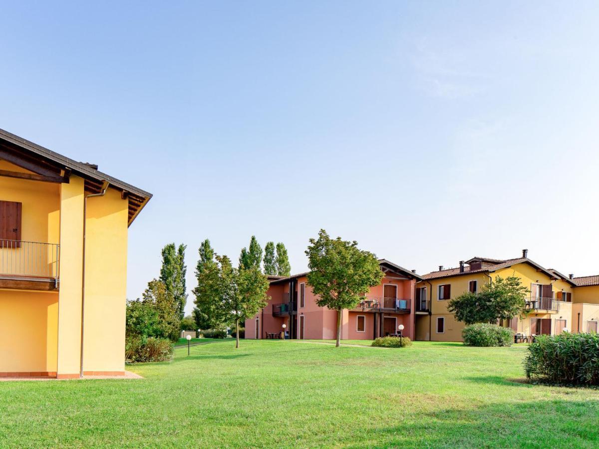 Apartment Eden By Interhome Cavalcaselle Bagian luar foto